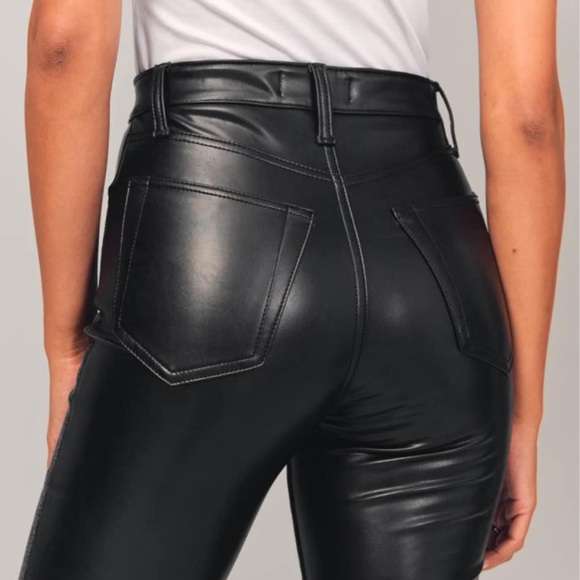 Abercrombie & Fitch: Mixed Fabric Ultra High Rise Ankle Straight - Picture 3 of 6